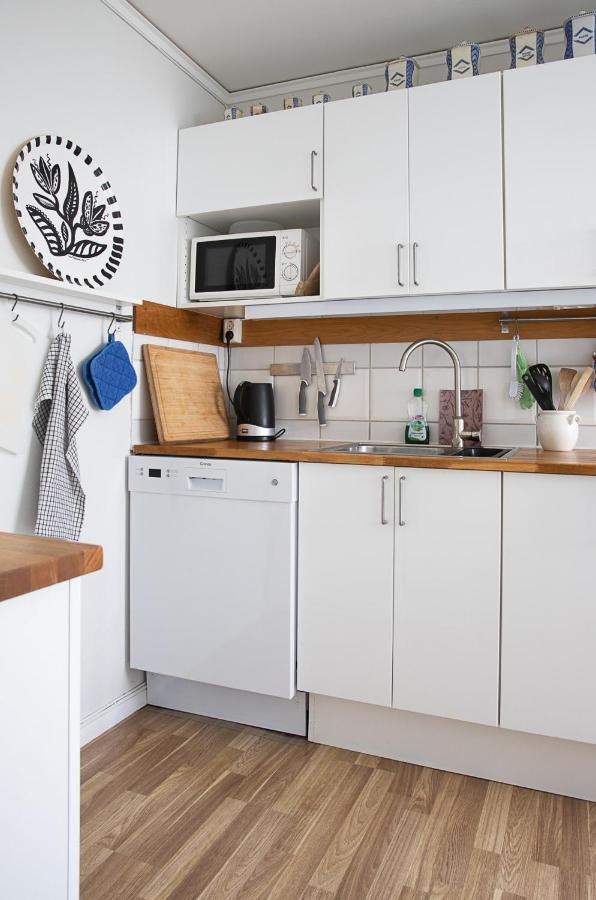 Karl-Oskars Krypin Apartment Visby Exterior photo